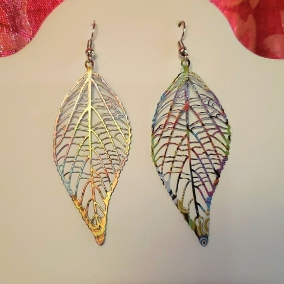 LEAF Multicolored Earrings NWOT - Picture 1 of 3